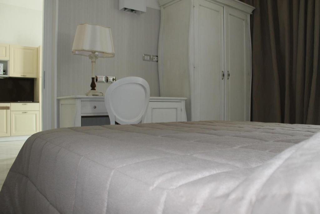 Triple Room,16419278:JPEG